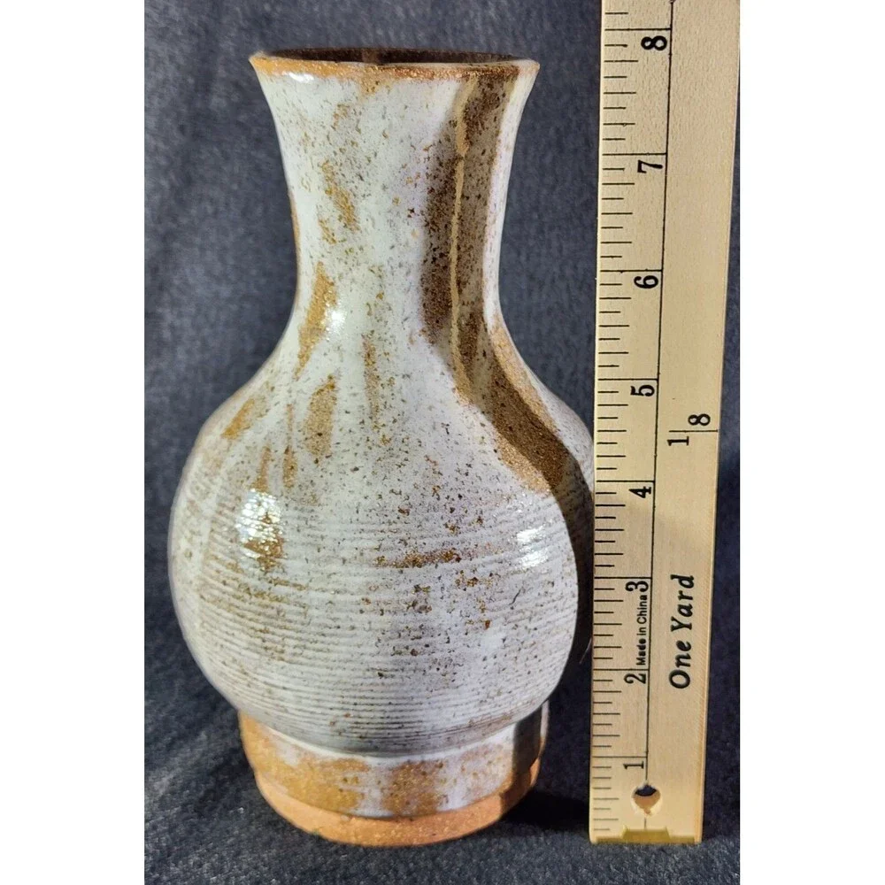 Beautiful Solid vase by GERRY ~ Signed “GERRY 189” ~ Pottery